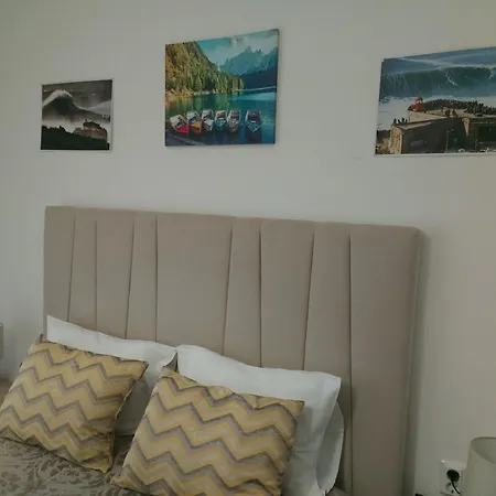 Проживание в семье Holidays Назаре